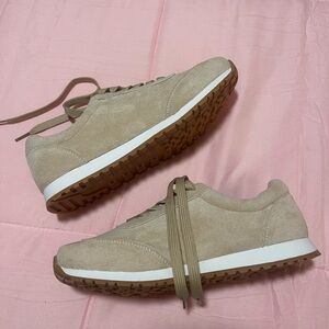 Women's Tan Sneakers